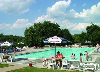Circle M Rv & Camping Resort - Caravan Park Millersville Esterno foto