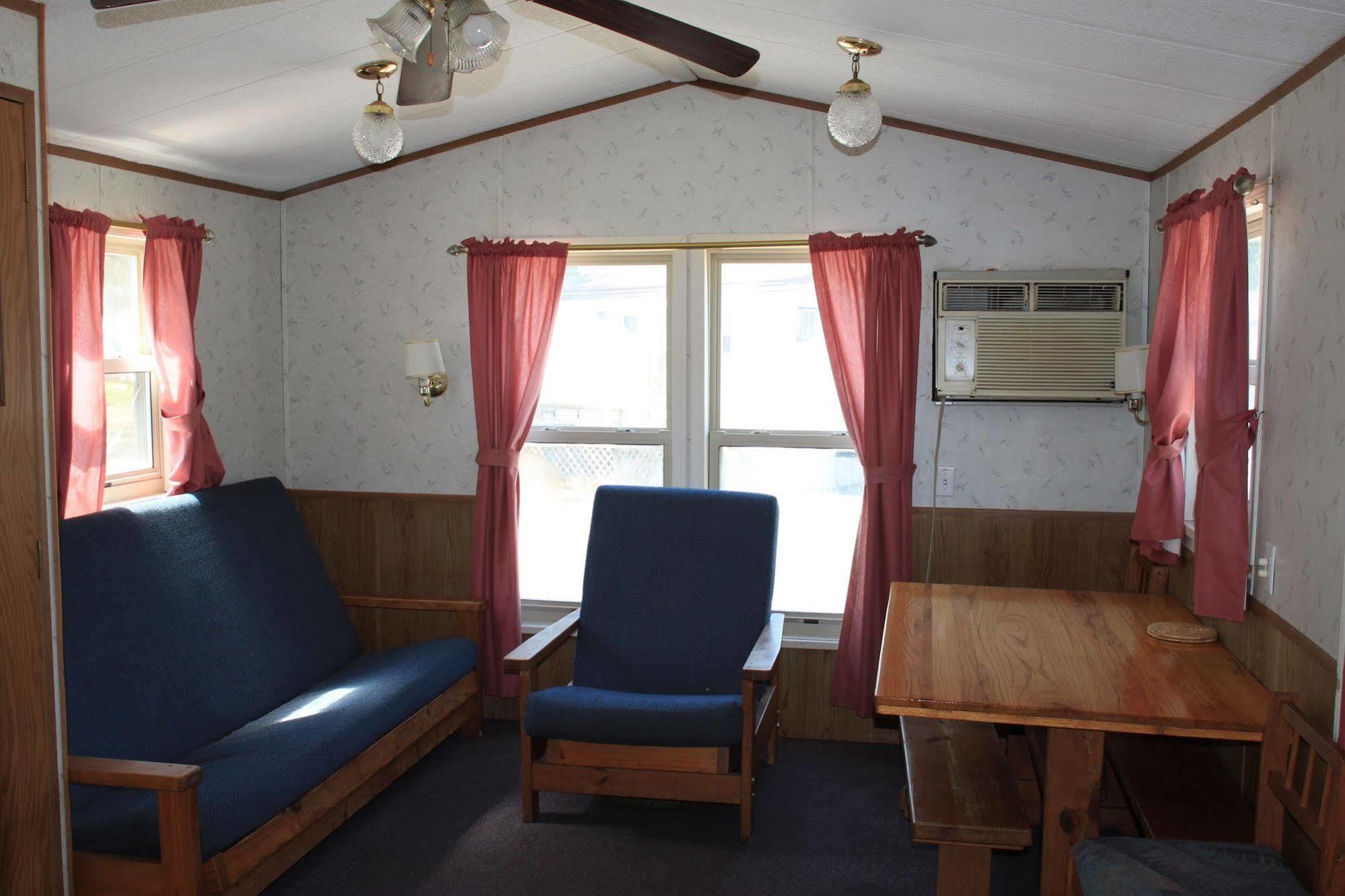Circle M Rv & Camping Resort - Caravan Park Millersville Esterno foto